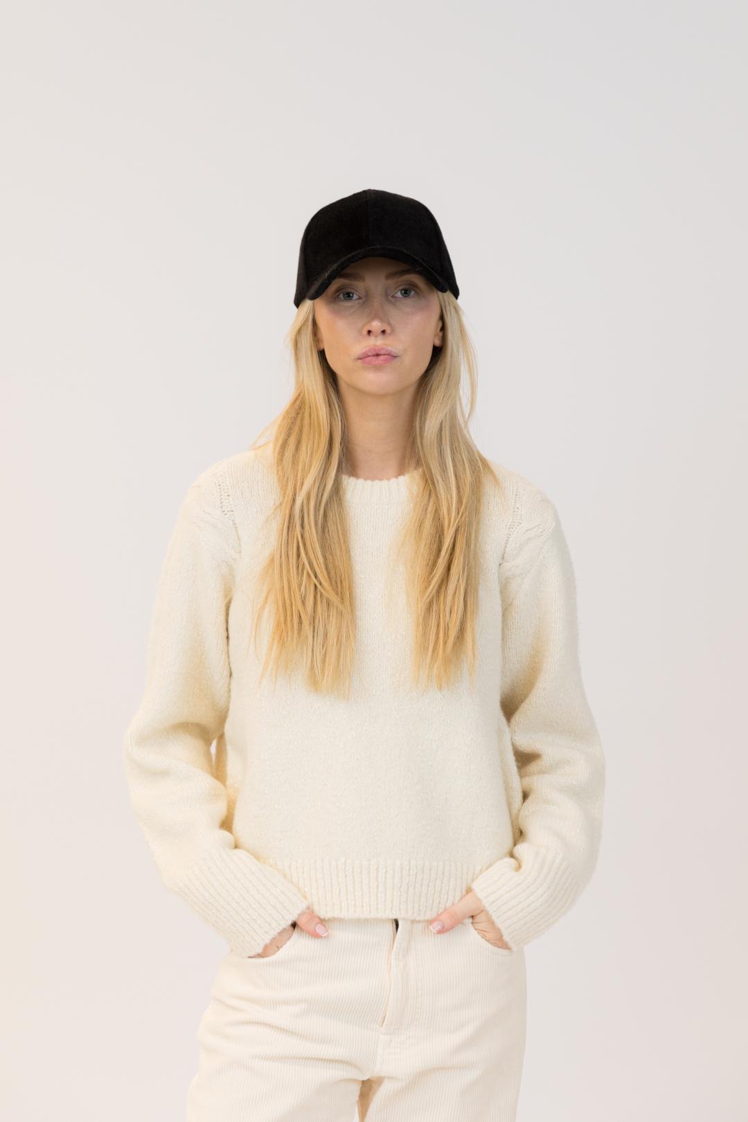 felt black baseball hat