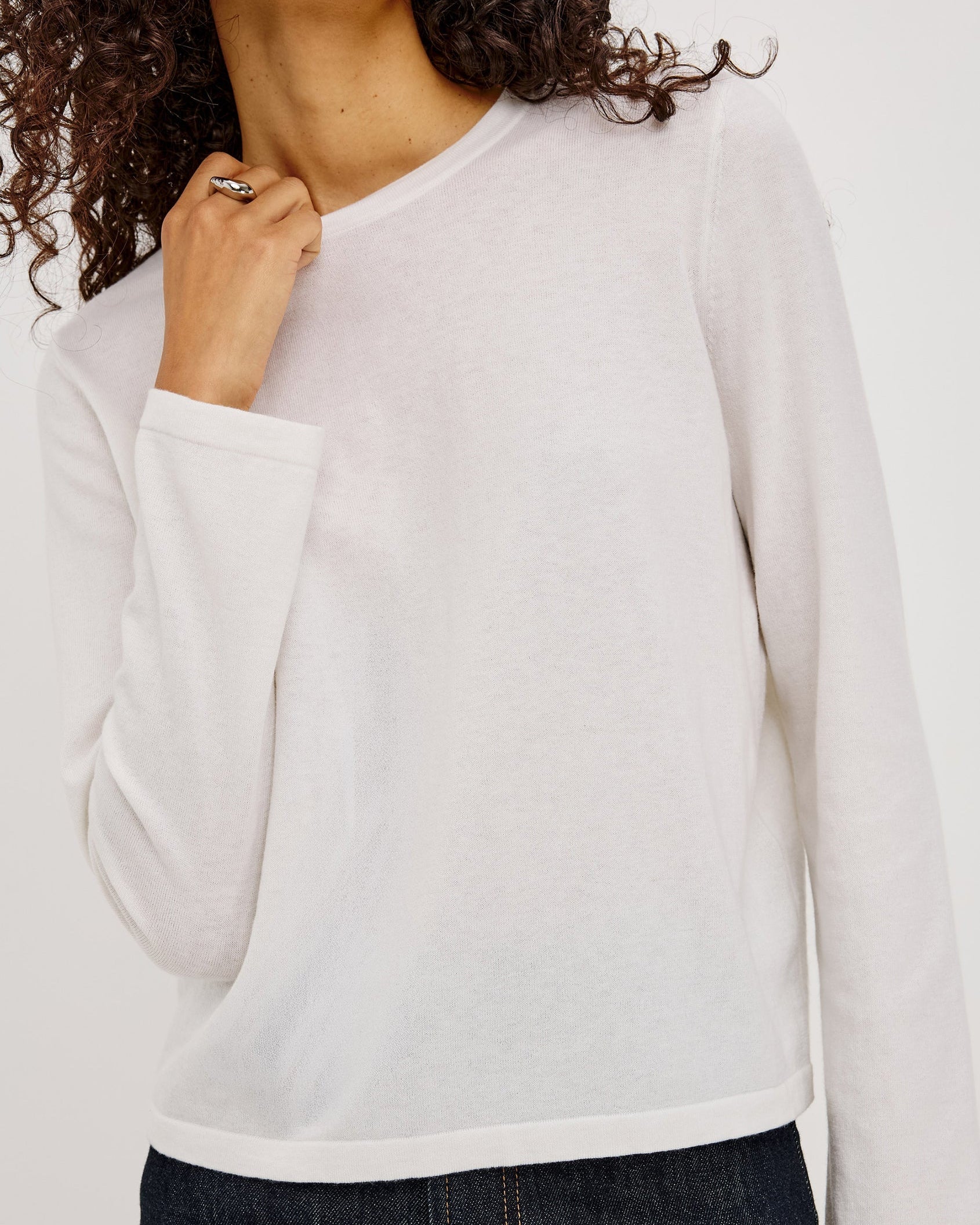 basic long sleeve white tee