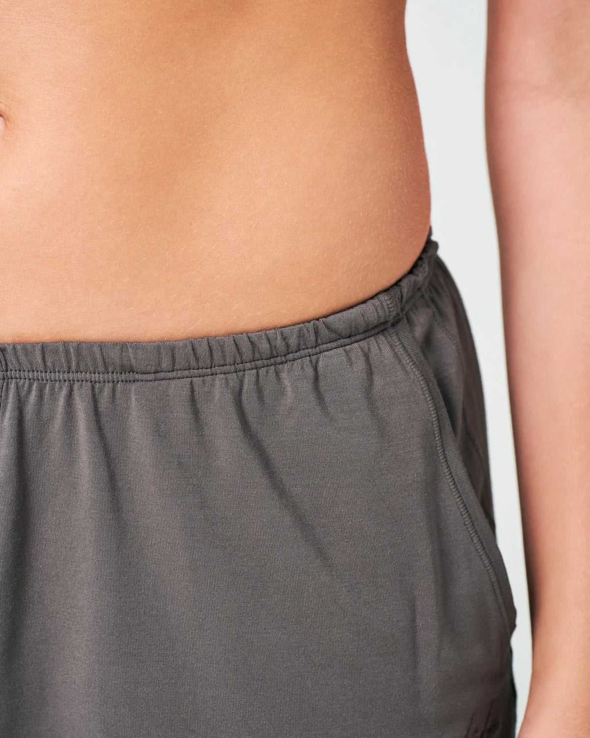lounge shorts in grey