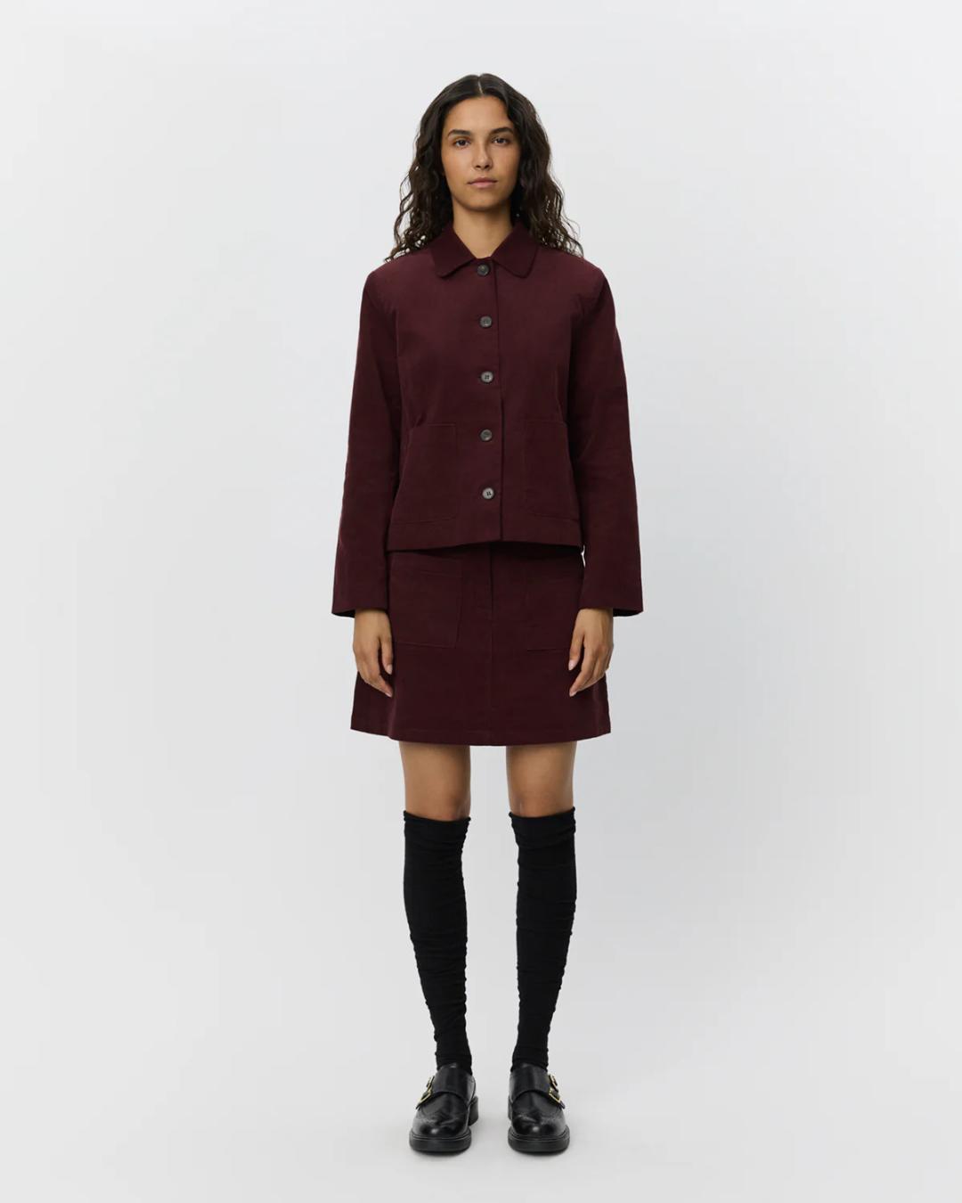 mini skirt in plum color