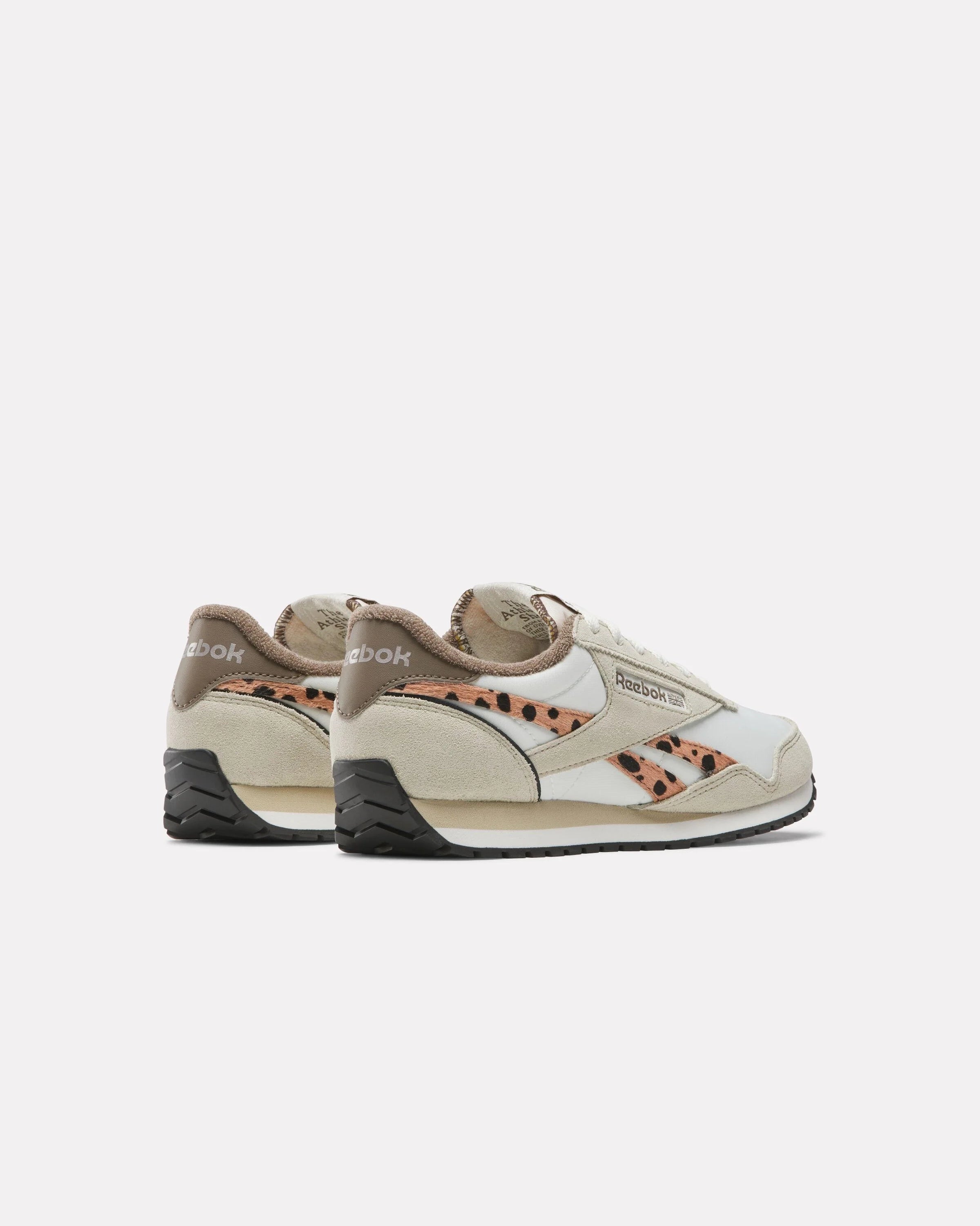 White Reebok sneakers classic AZ shoes in beige with leopard accents