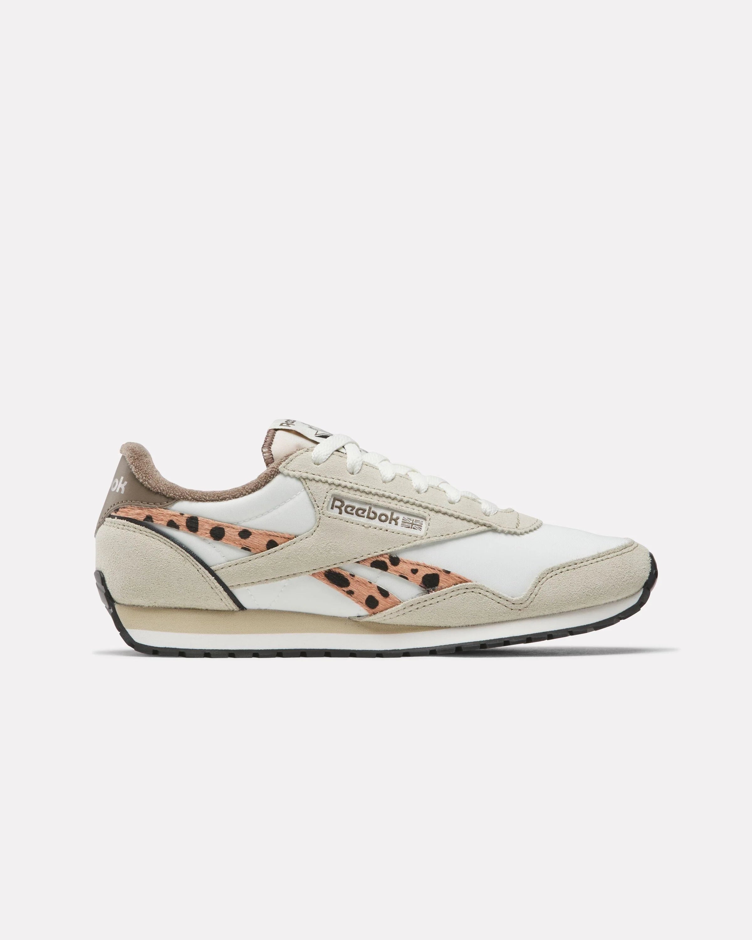 White Reebok sneakers classic AZ shoes in beige with leopard accents