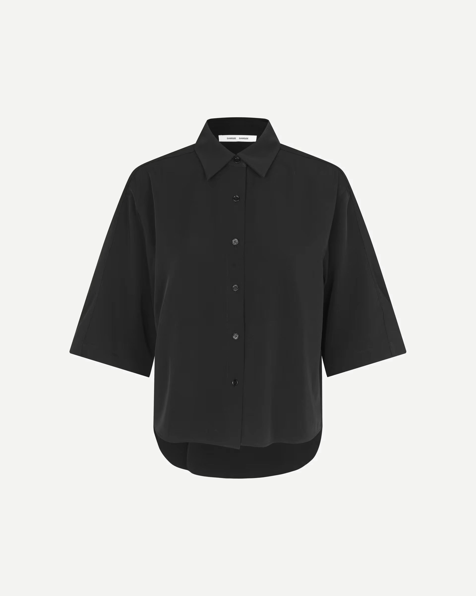 A black short sleeve shirt