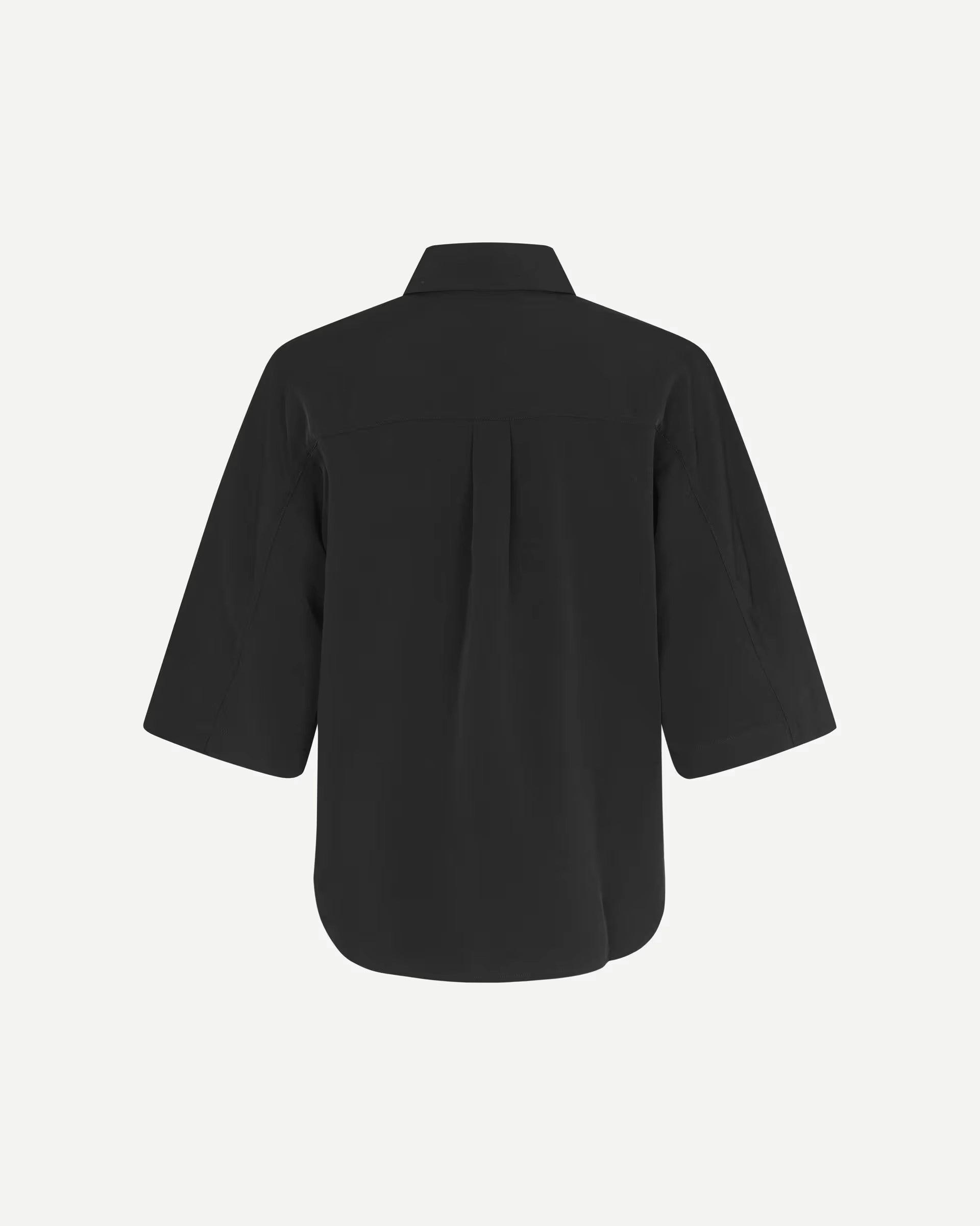 A black short sleeve shirt