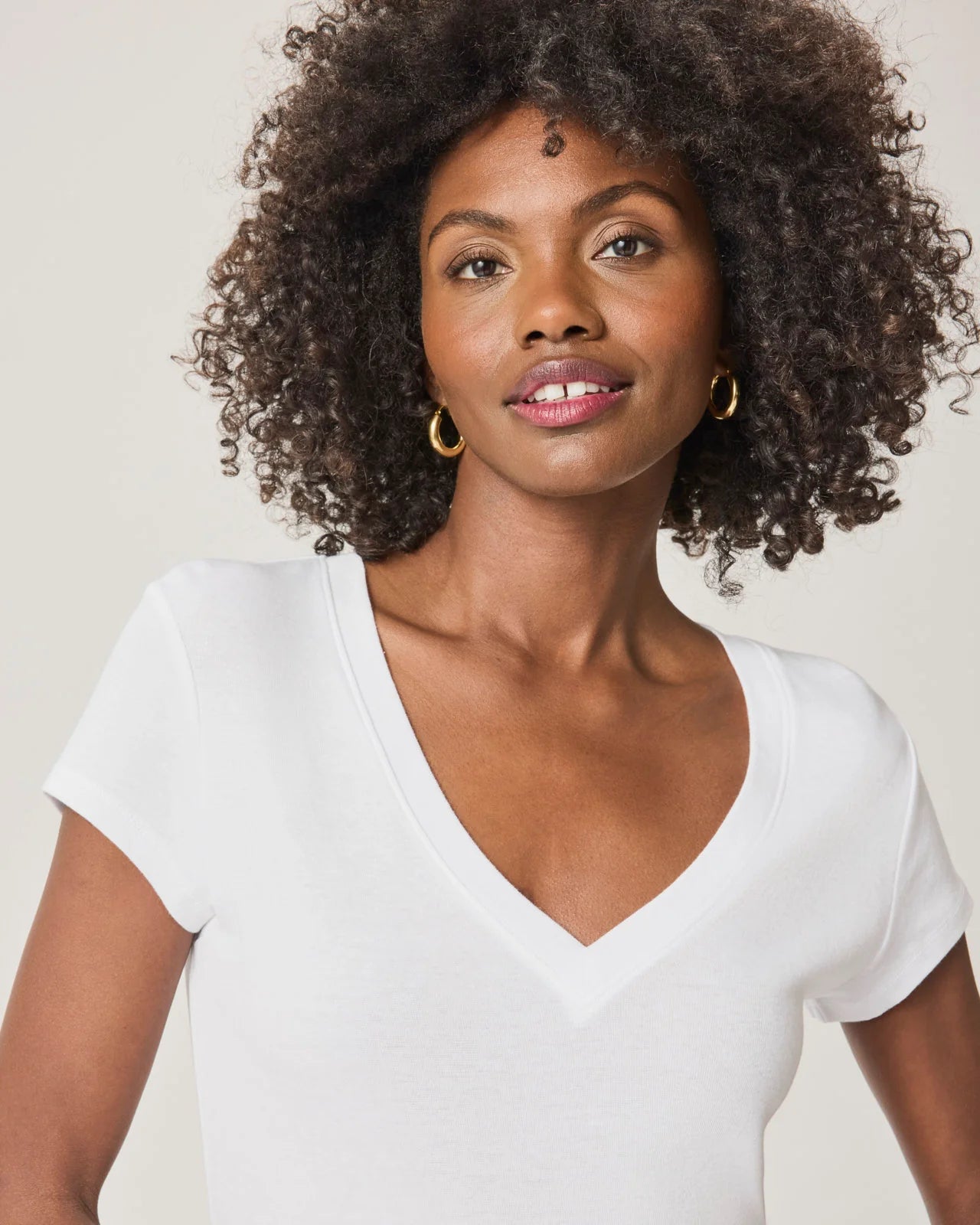 Splendid Faye V Neck TShirt in White