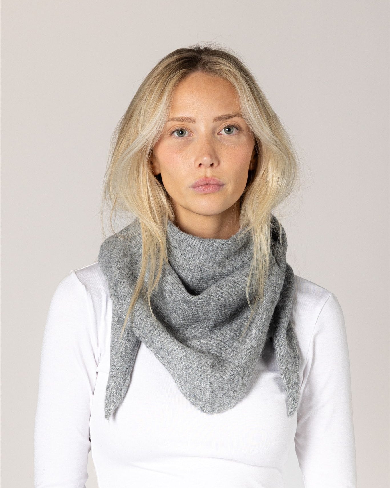 grey triangle scarf