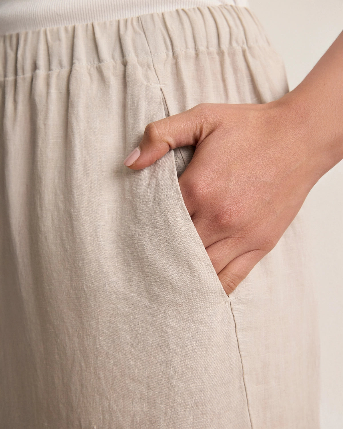 Lightweight 100% Linen Pants with elastic waist by Velvet