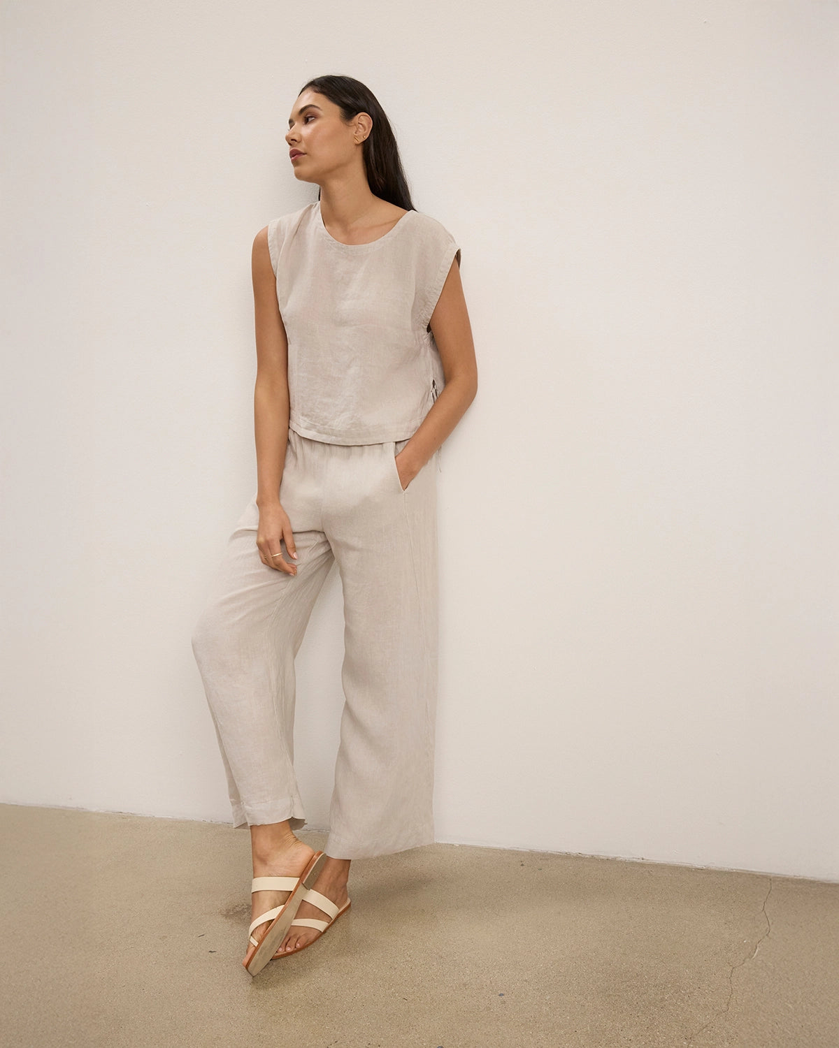 Lightweight 100% Linen Pants with elastic waist by Velvet