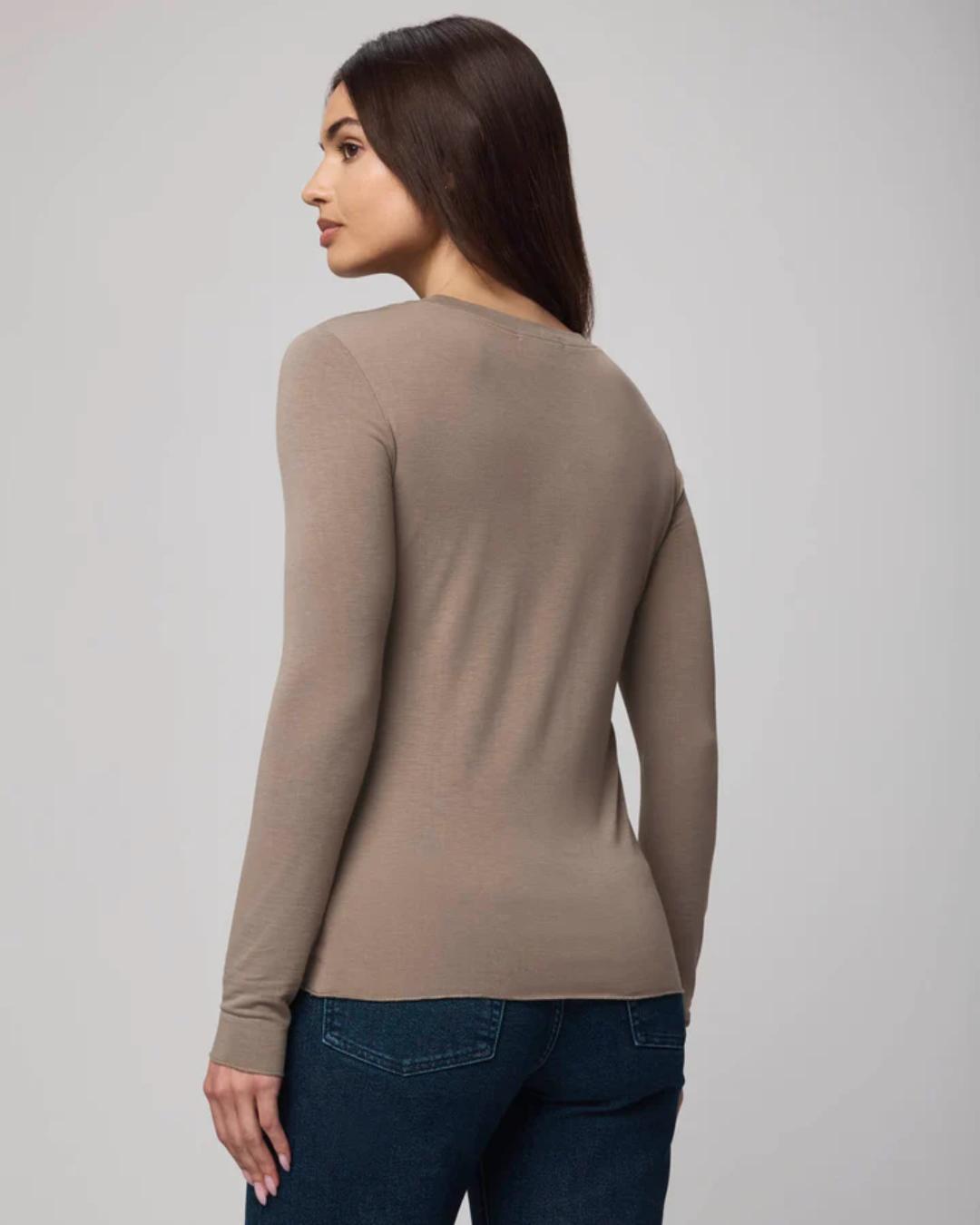 long sleeve tee in beige