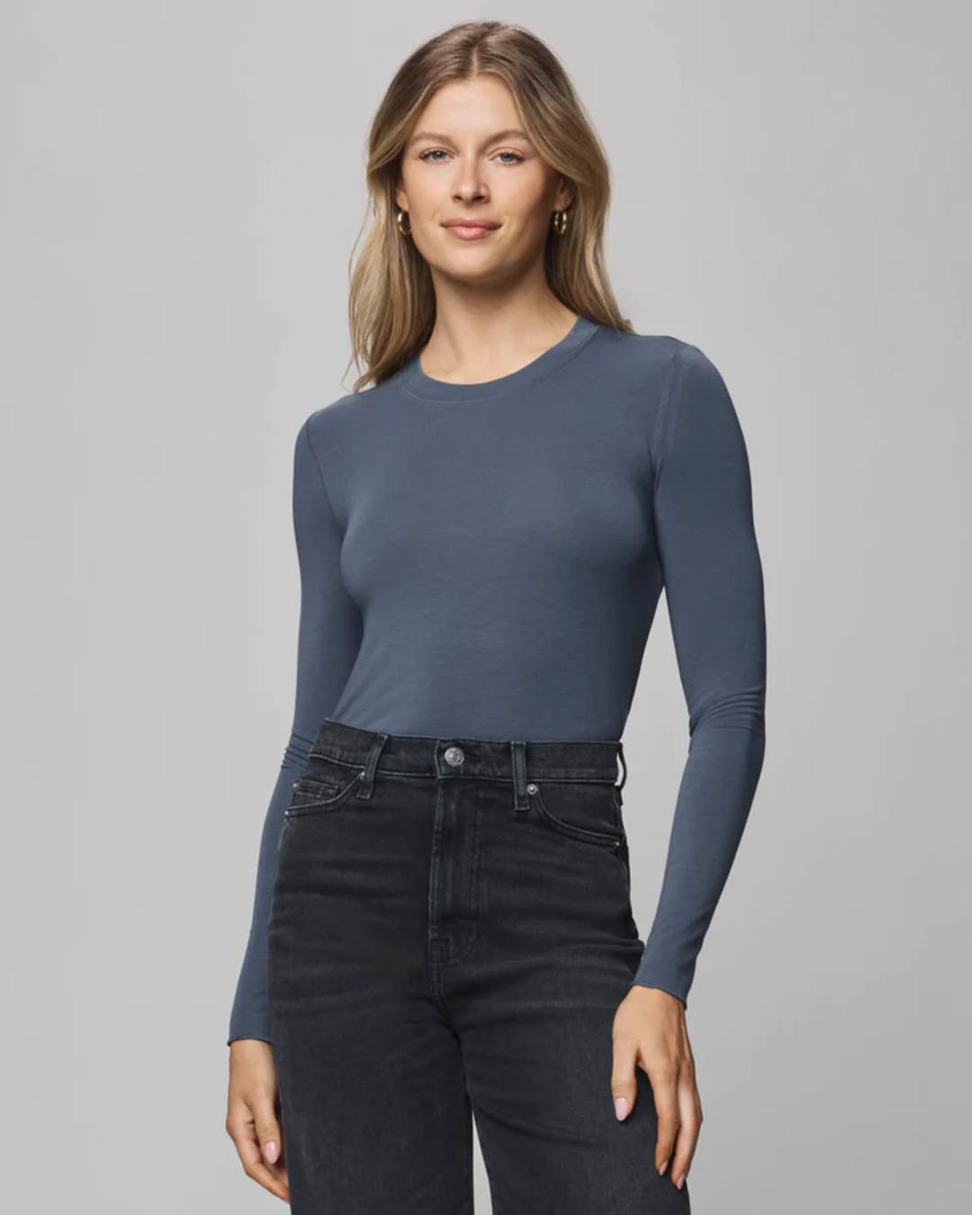 long sleeve tee in navy