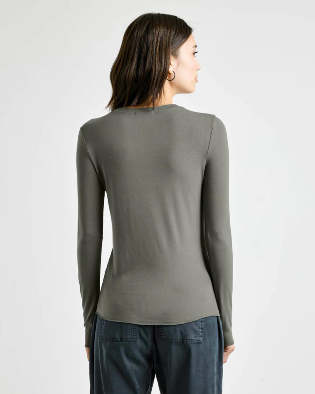 longsleeve shirt in green