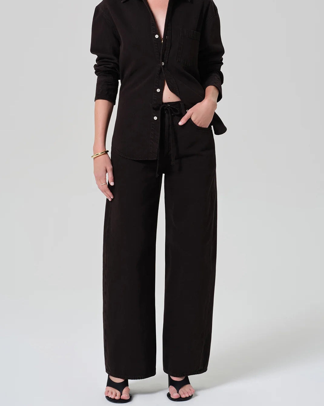 wide leg drown pant with brown drawstring
