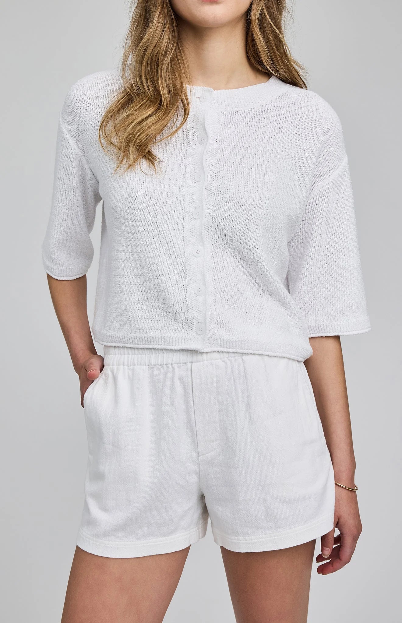 white linen shorts
