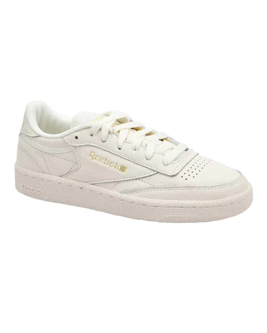 white sneaker with white laces