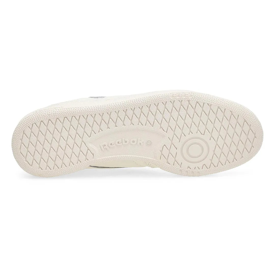 white sneaker with white laces