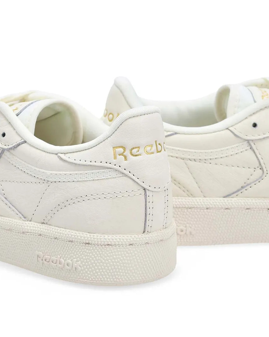 white sneaker with white laces