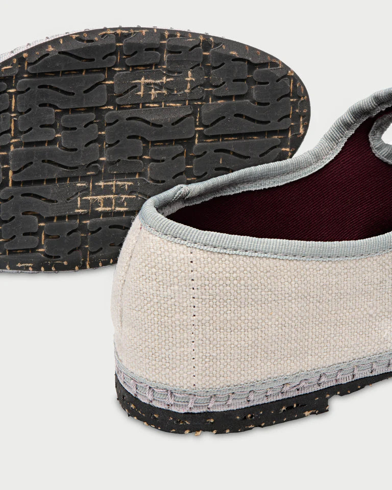 linen mary jane shoe in cream and grey piping