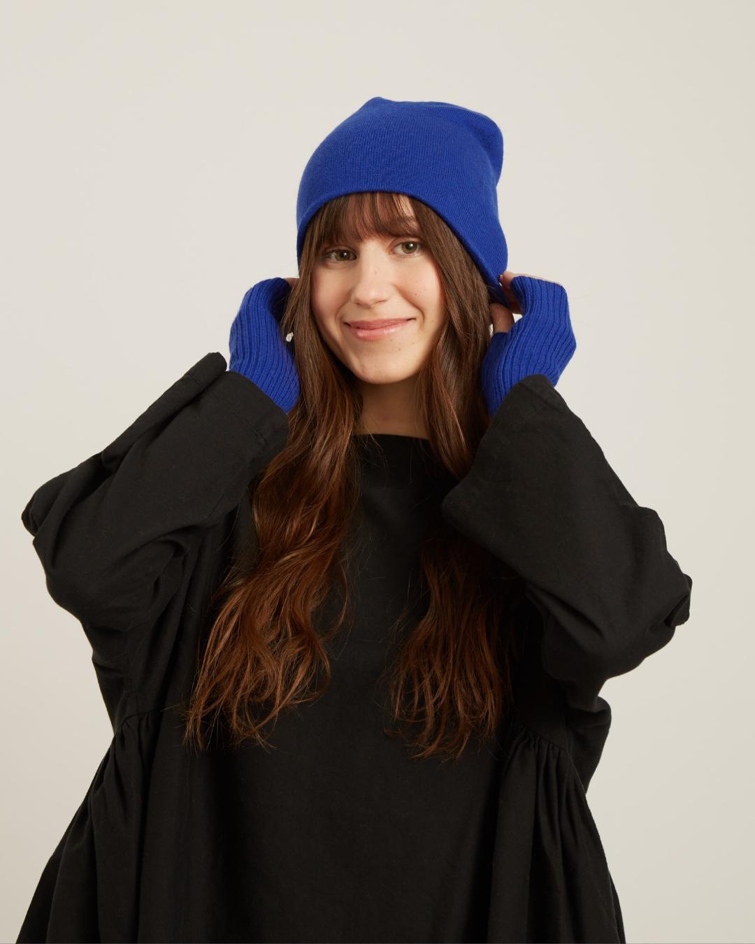 blue fingerless mitts