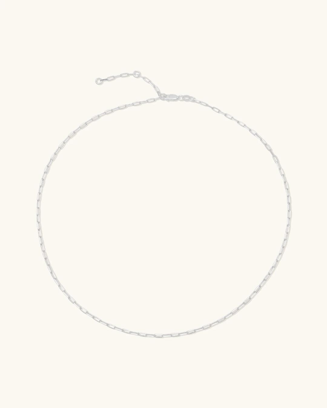 paper clip necklace in silver