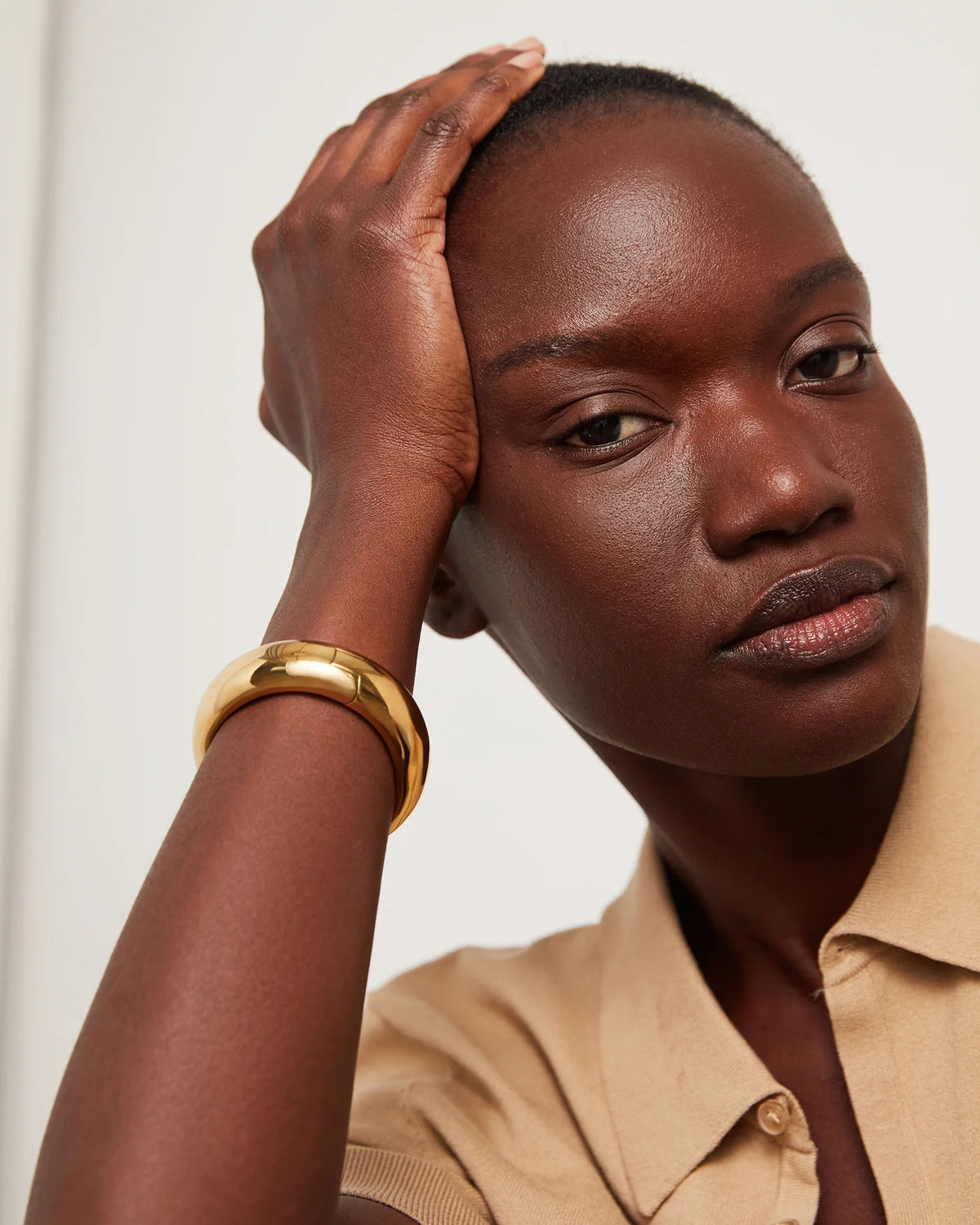 gold chunky bangle