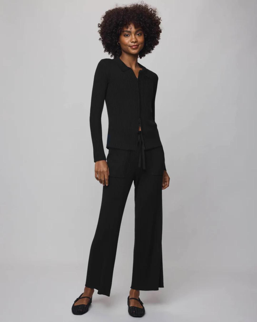 black collar two zip sweater