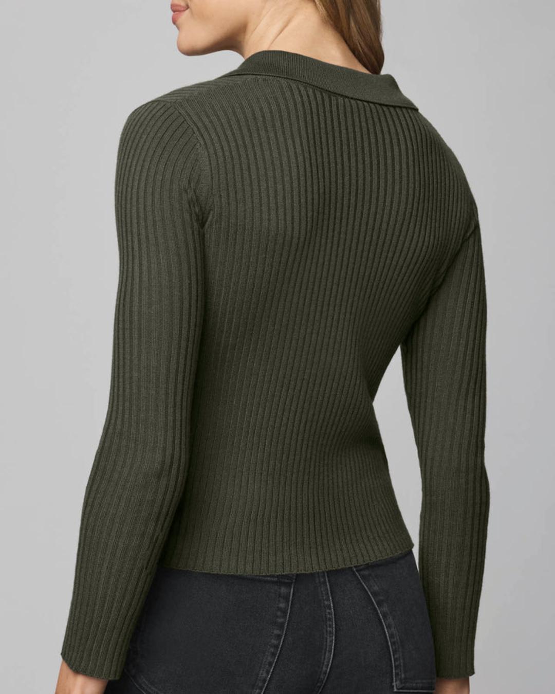 green collar two zip sweater