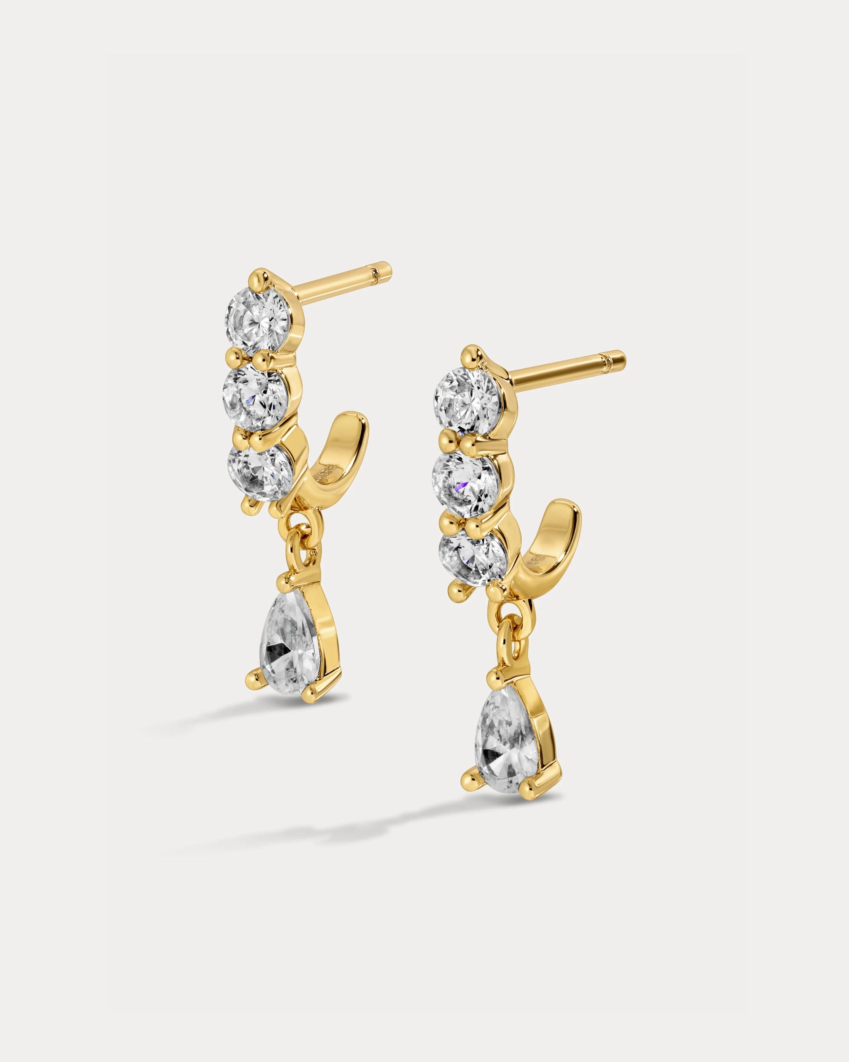drop diamond earring in gold
