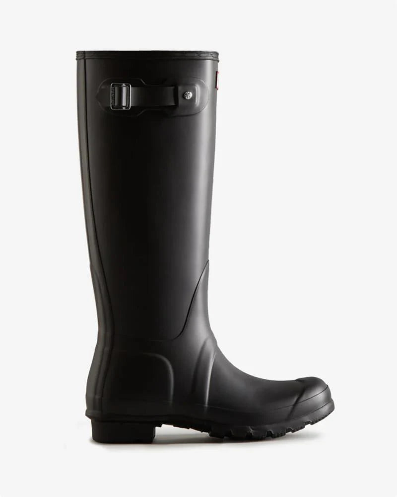A black Hunter Original Tall Boot, featuring a side buckle and a tread pattern