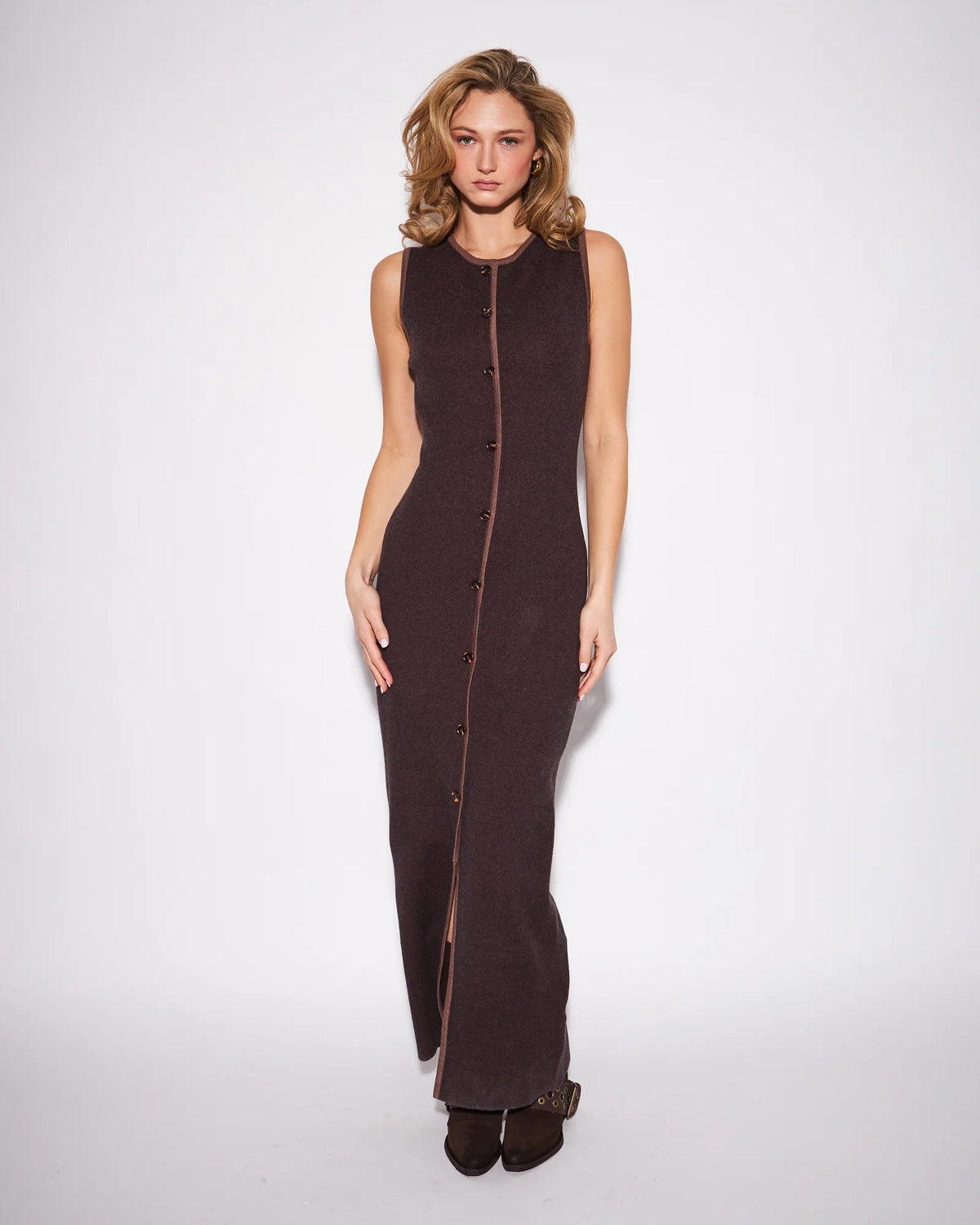 long knit brown sleeveless dress