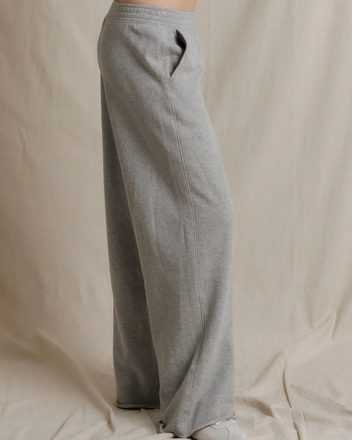 grey wide leg sweatpant