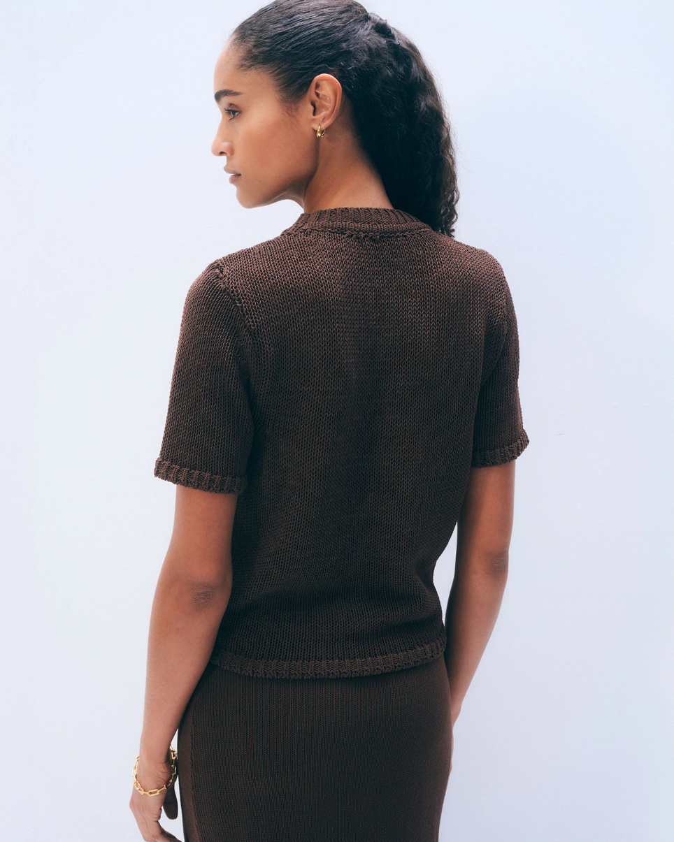 brown knit t-shirt