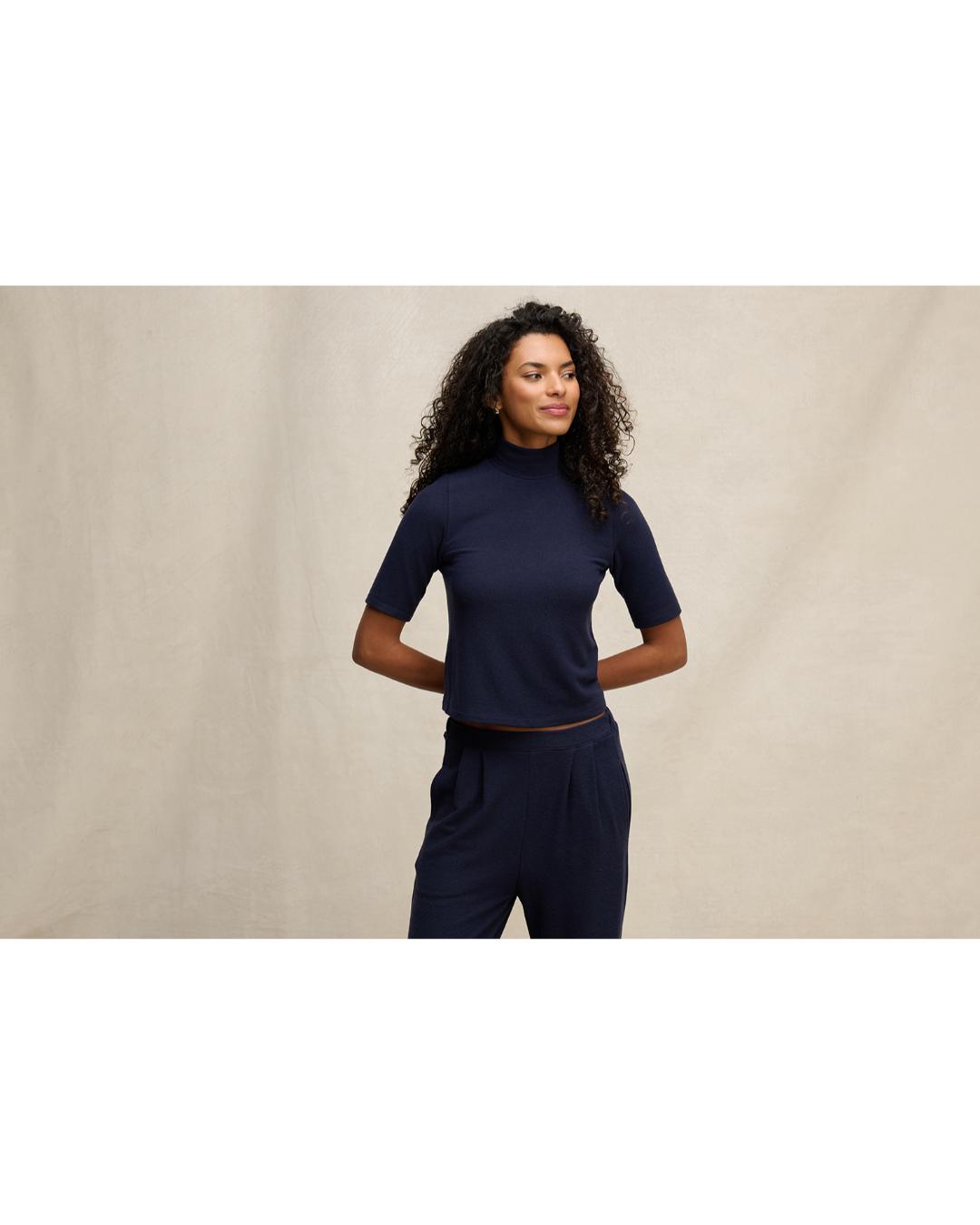 short sleeve top with turtleneck in navy