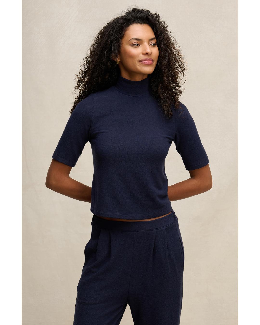 short sleeve top with turtleneck in navy