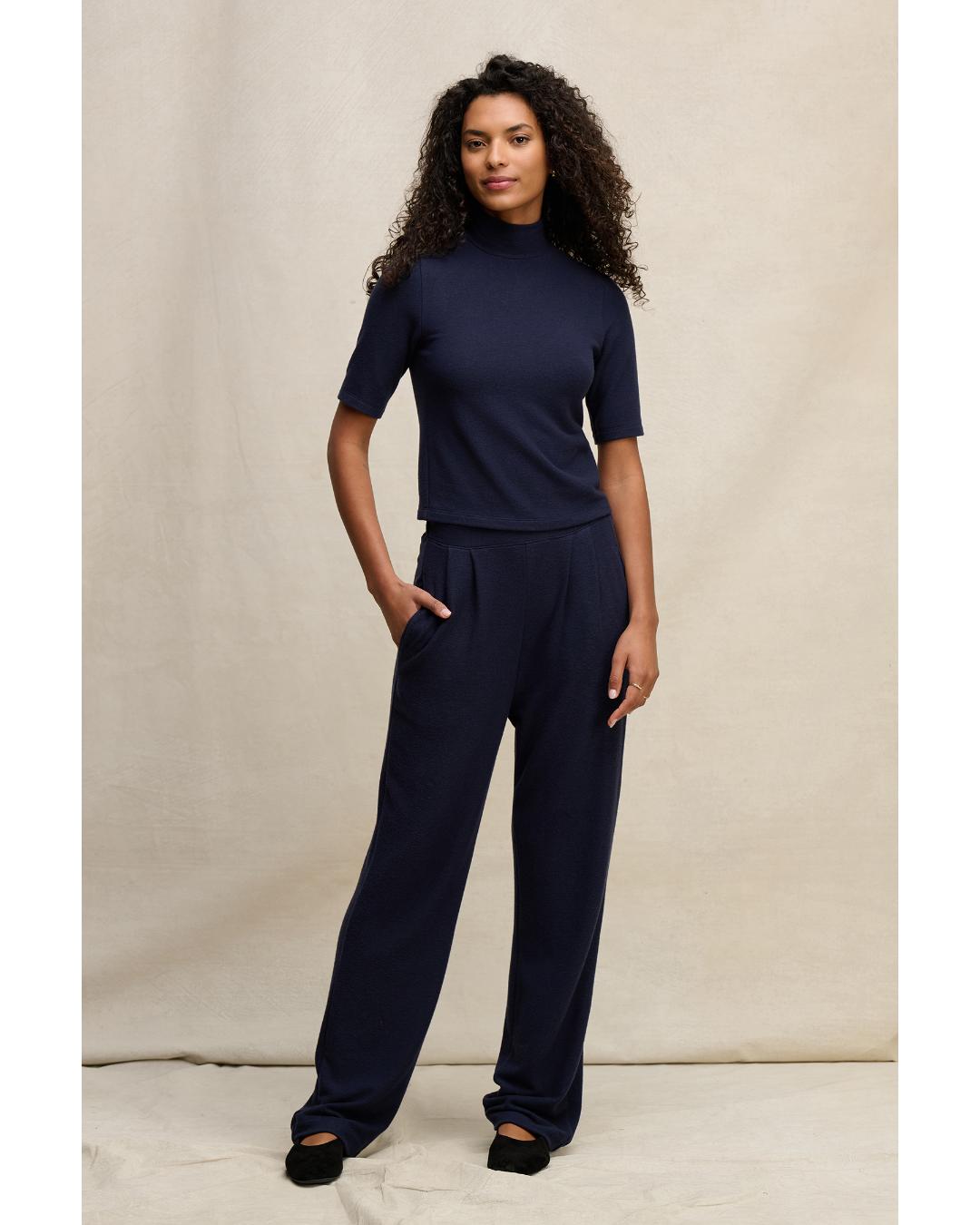 short sleeve top with turtleneck in navy