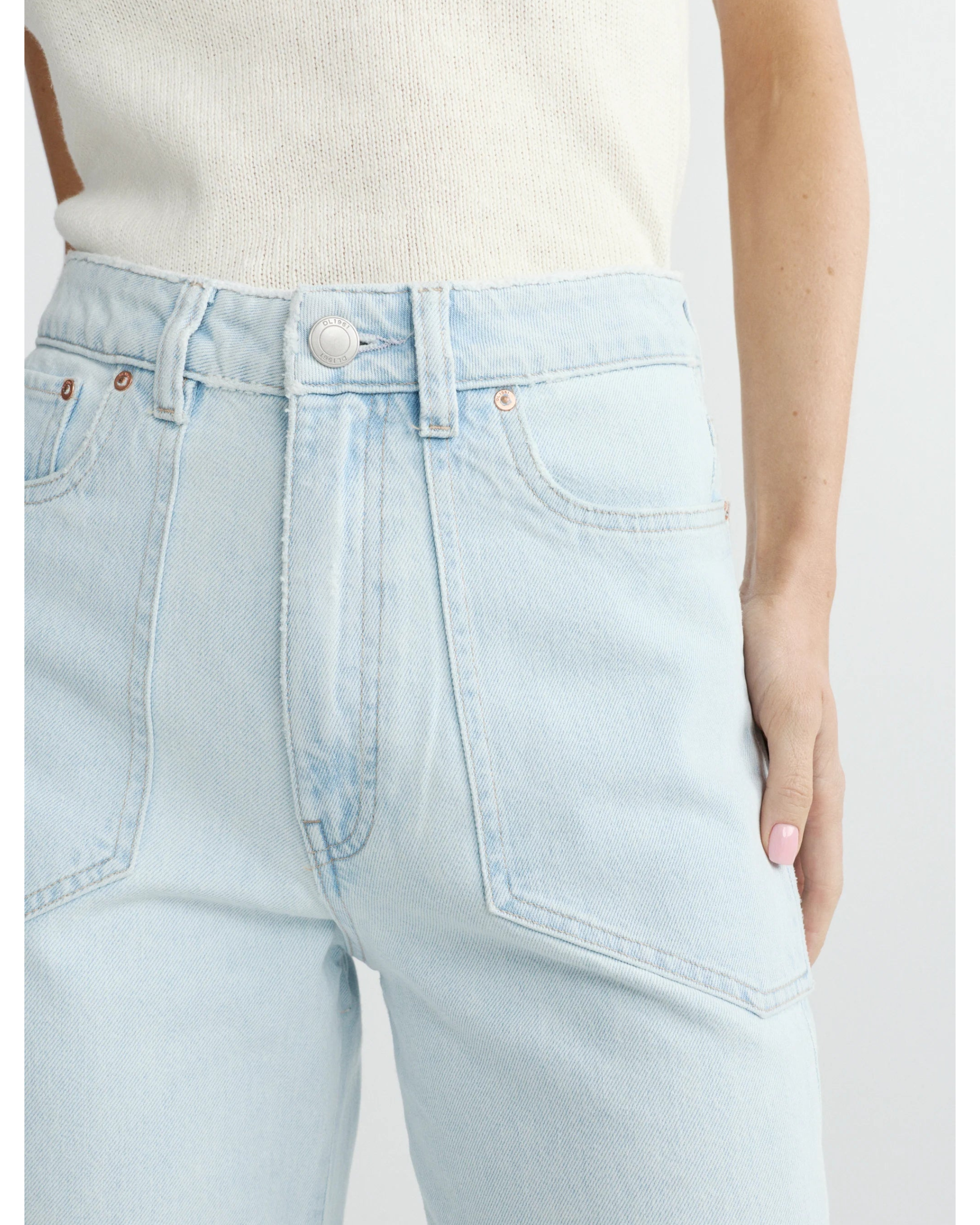 light wash barrel jean