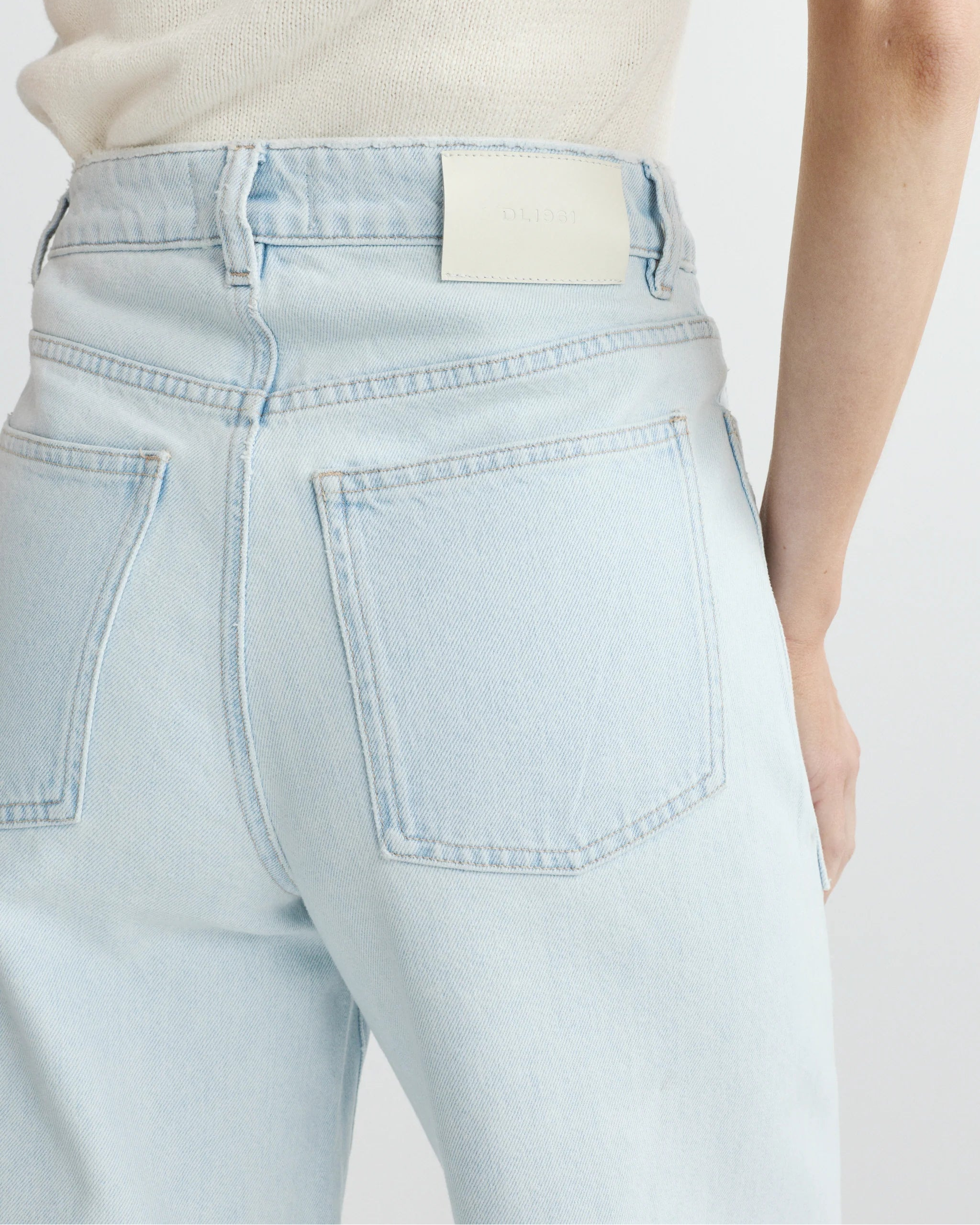 light wash barrel jean
