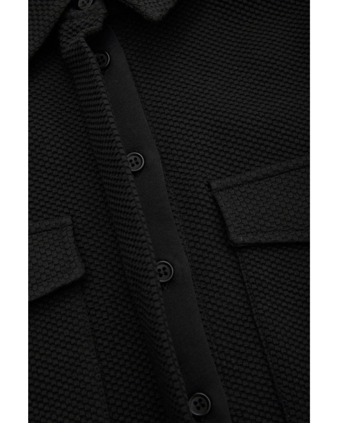 cropped black jacket with collar and pockets on chest