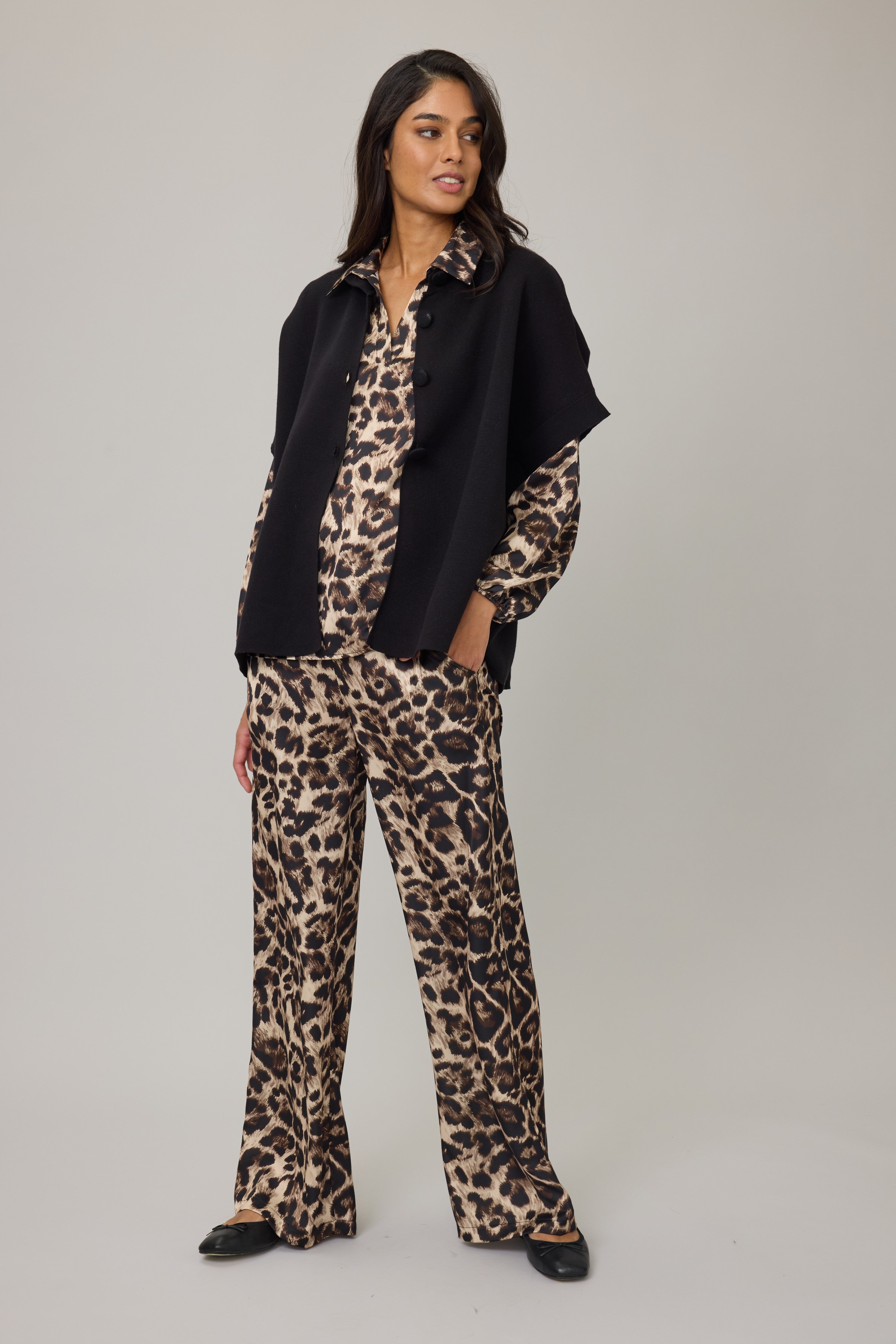 oversized knit black cardigan