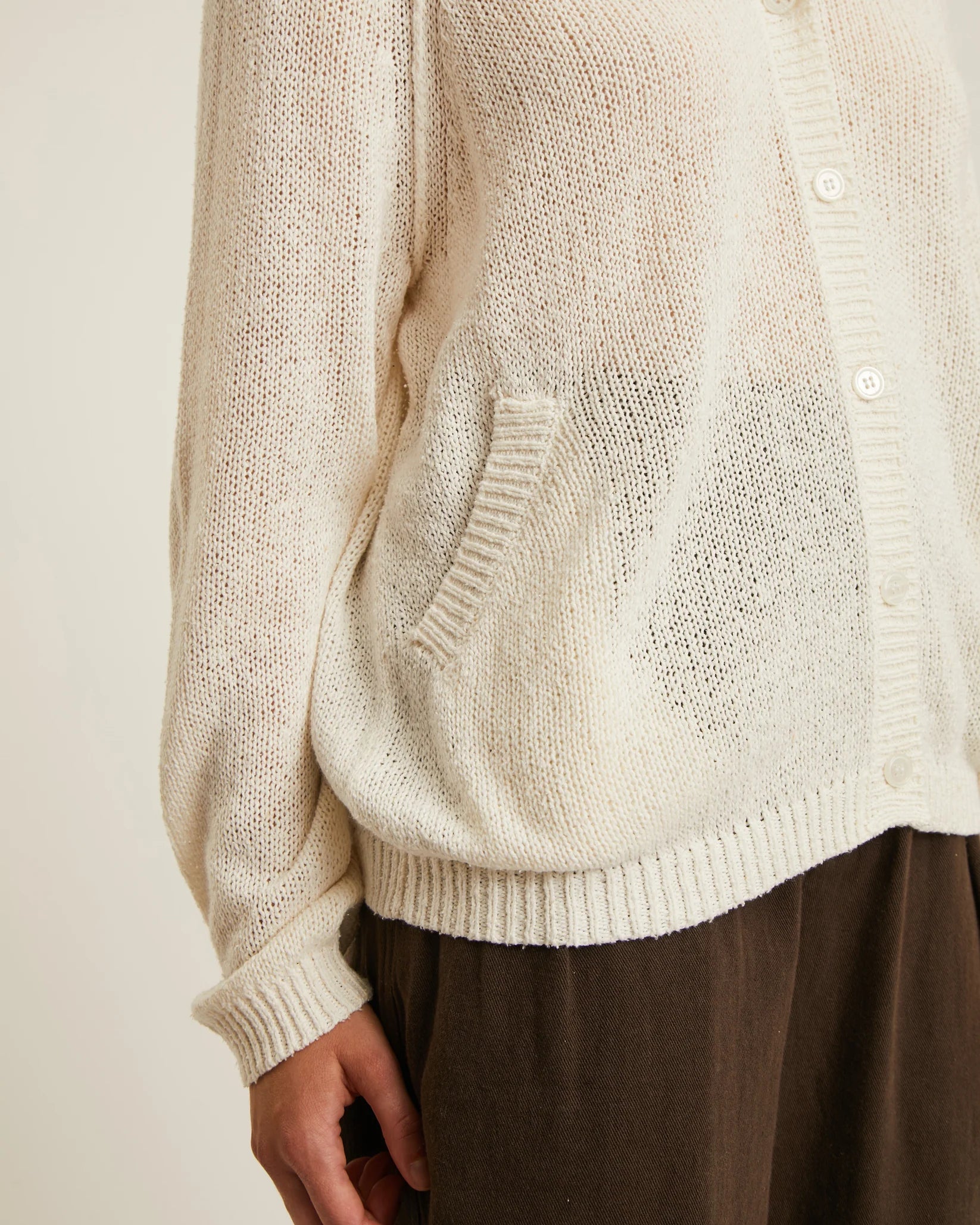 thin knit cardigan with hoodie in white