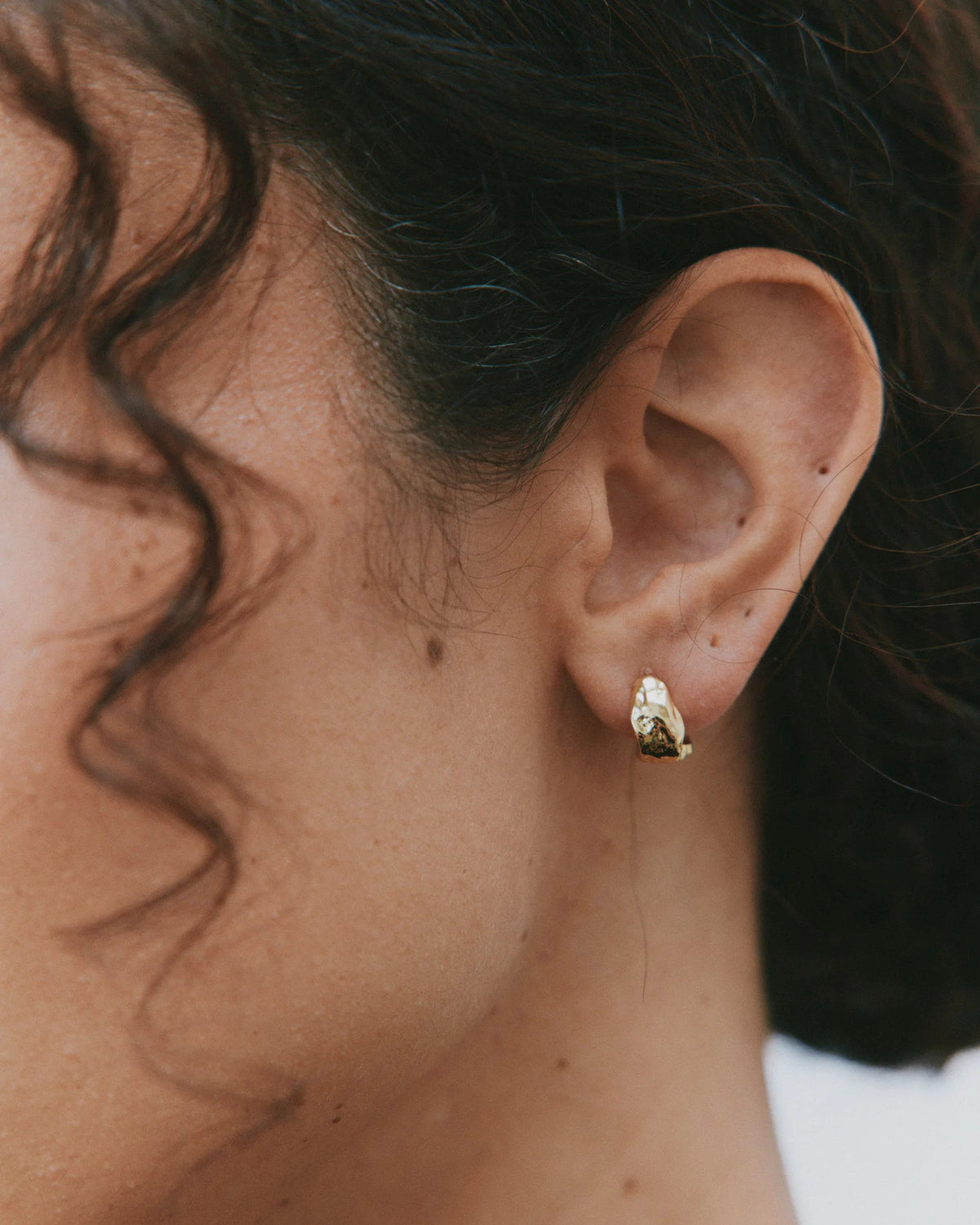 gold mini hoops