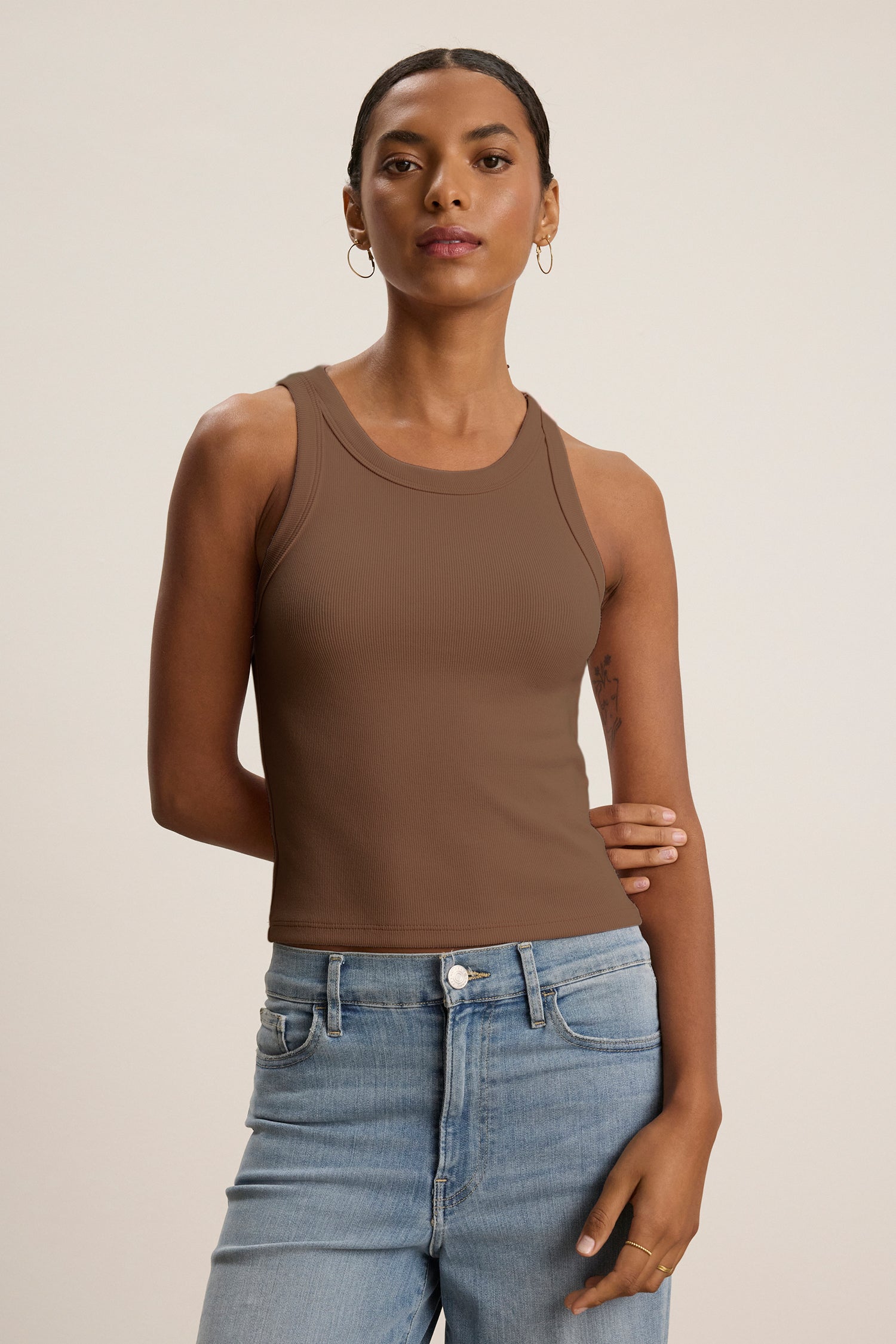 tank top in brown