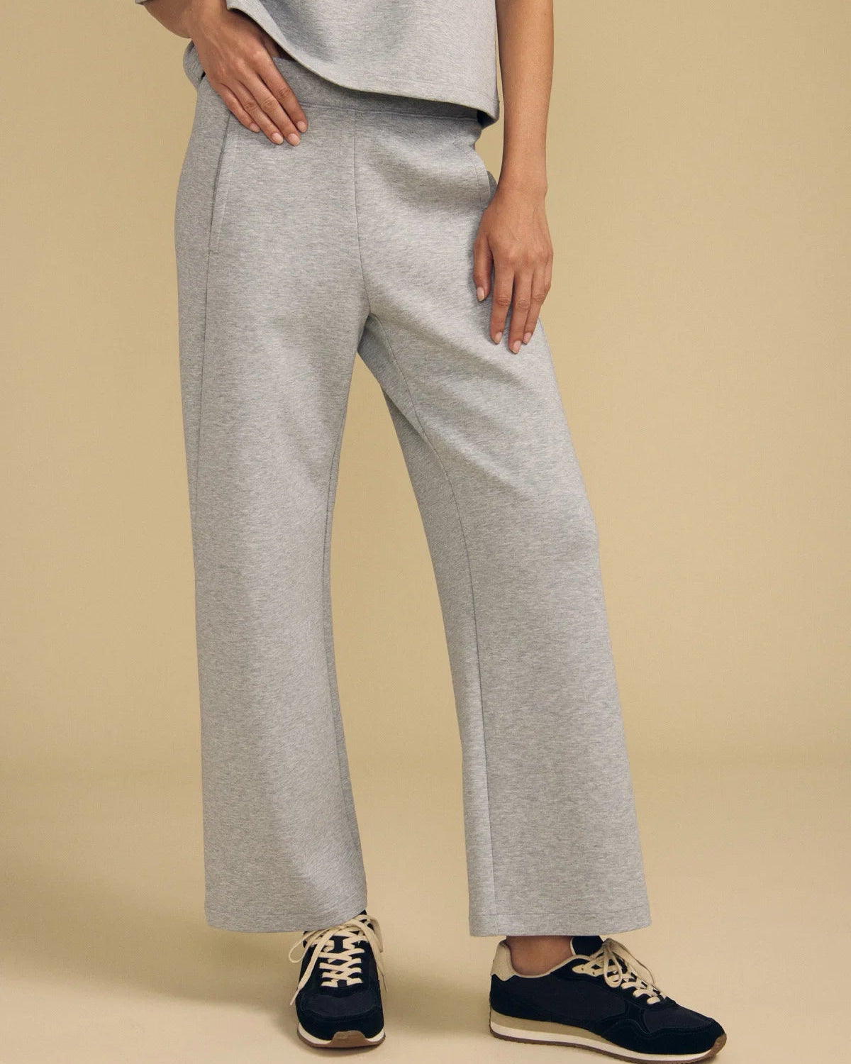 wide leg grey sweatpant
