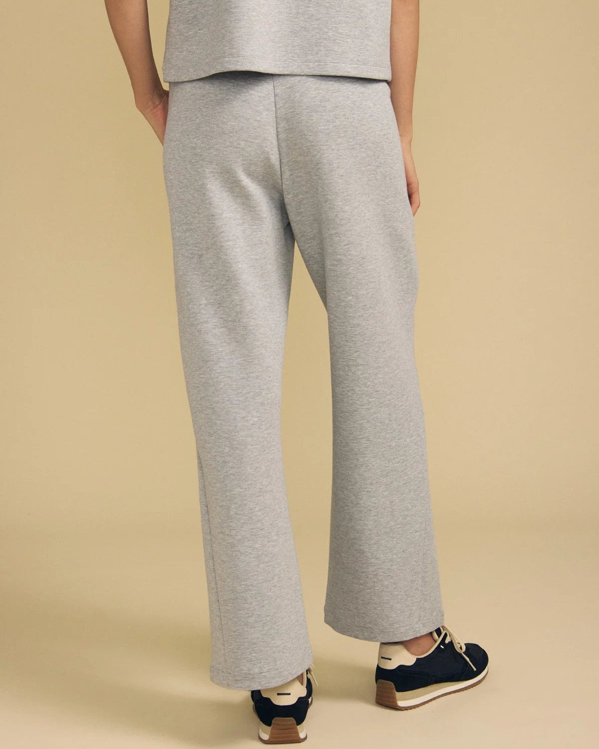 wide leg grey sweatpant