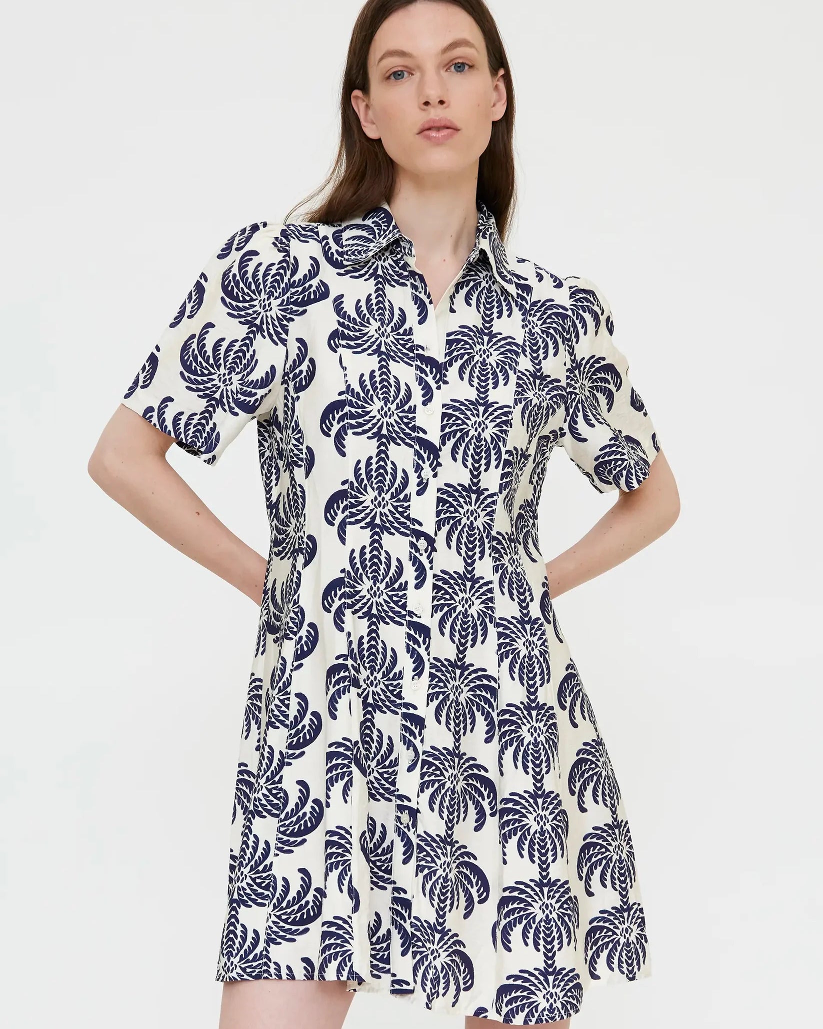 short sleeve dress in cream with blue palm trees