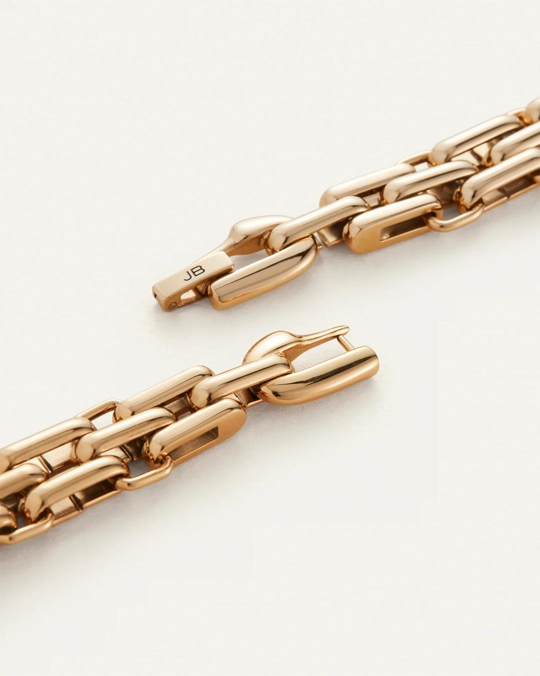 gold link bracelet
