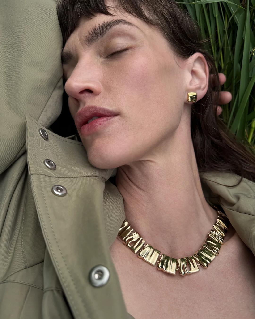 chunky gold statement necklace