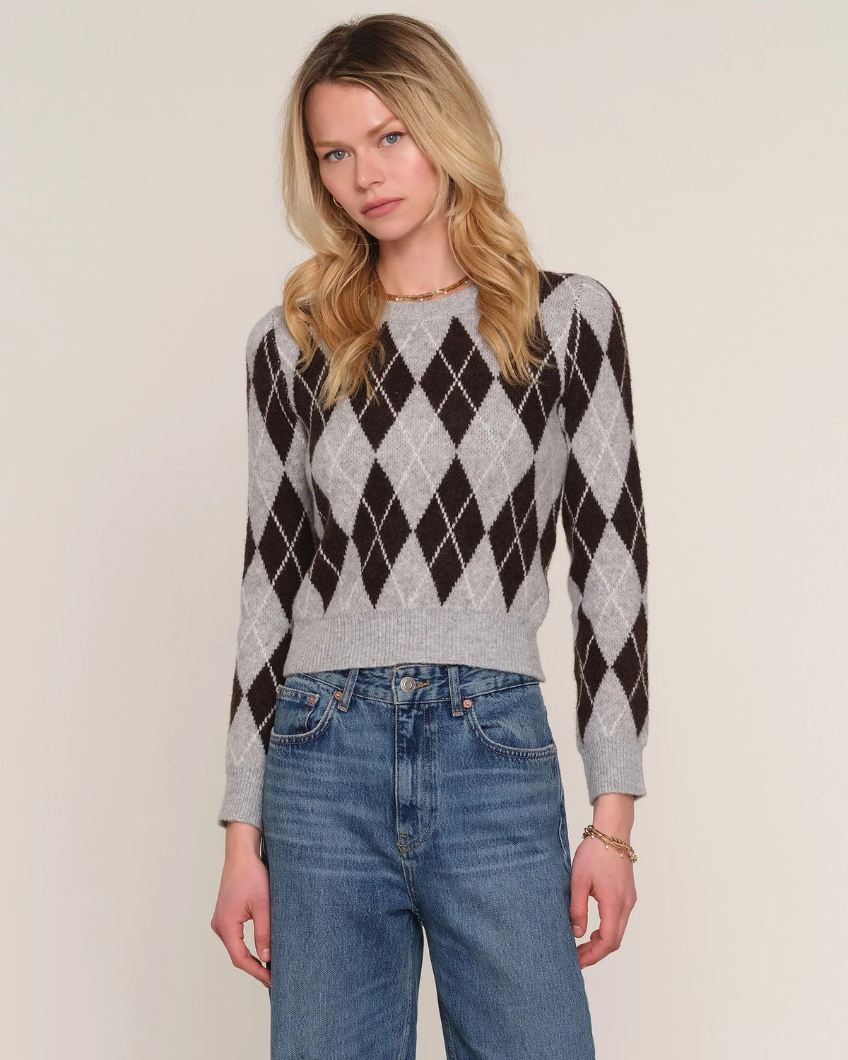 grey and black knit sweater