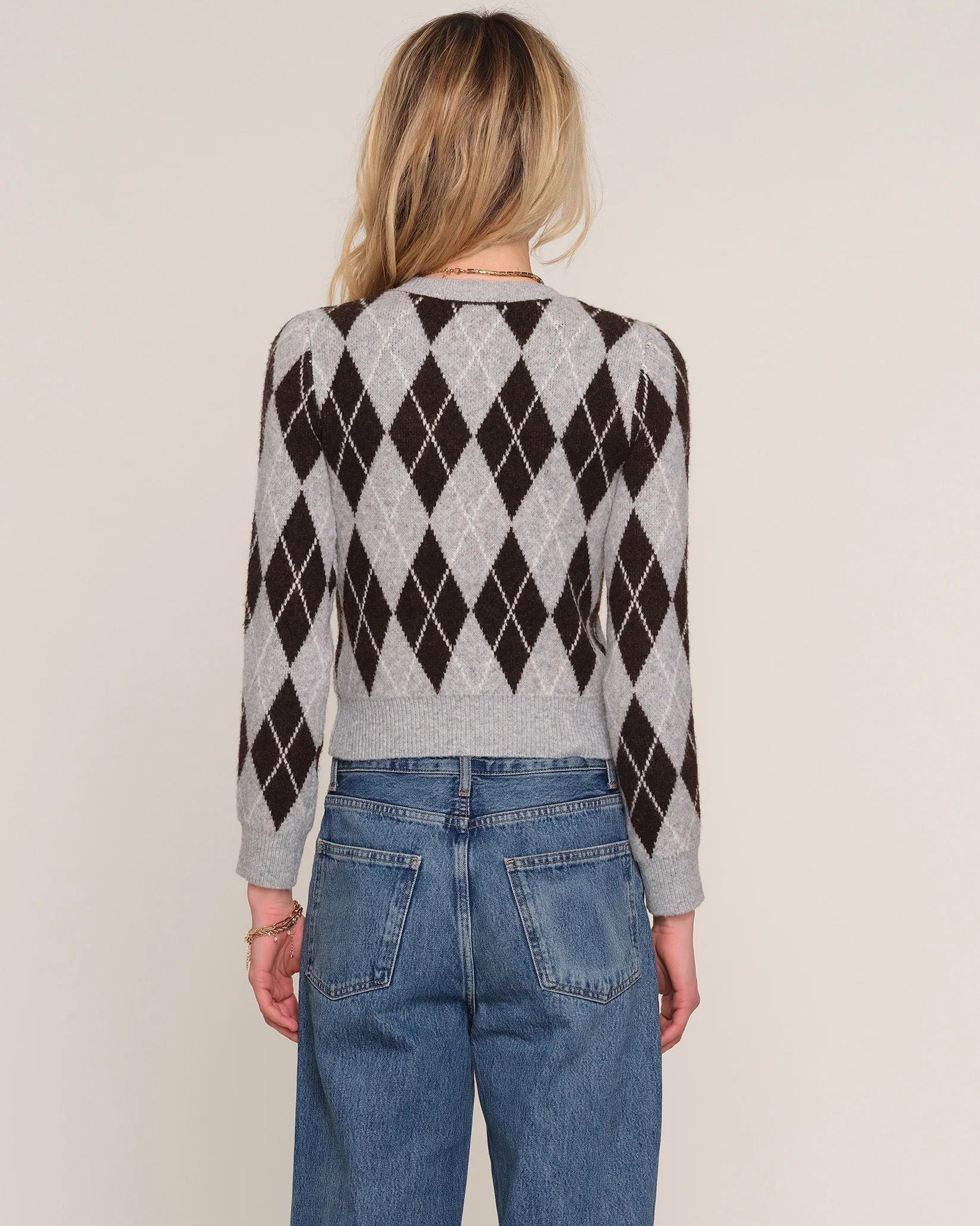 grey and black knit sweater