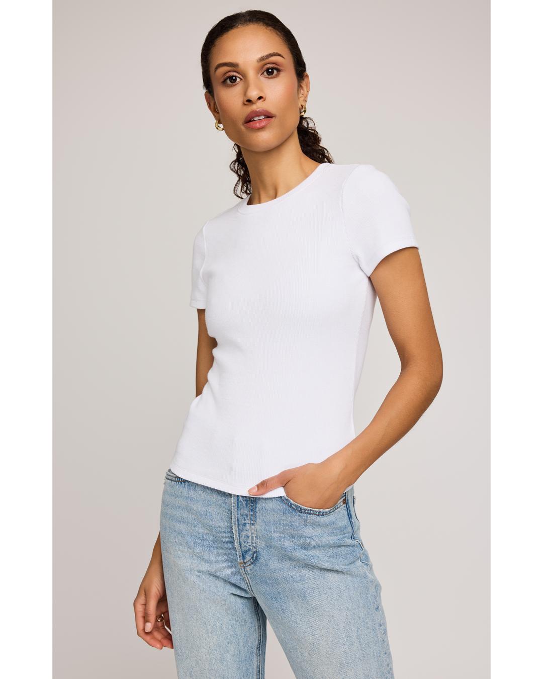 white short sleeve t-shirt