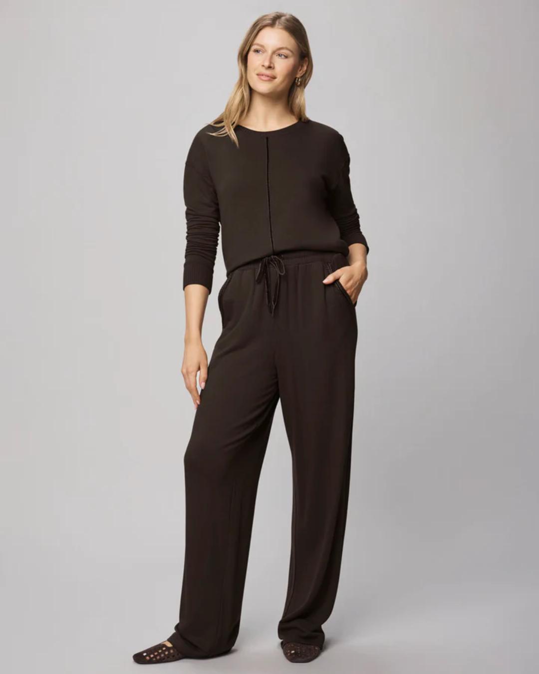 crewneck sweatshirt in brown